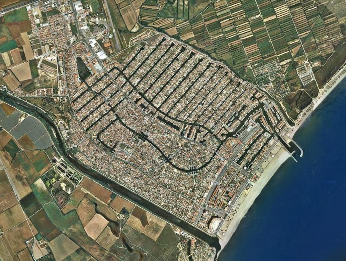 Goldhome - Sylvia - Vistas Espectaculares Al Mar 艾姆布里亚布拉瓦 外观 照片